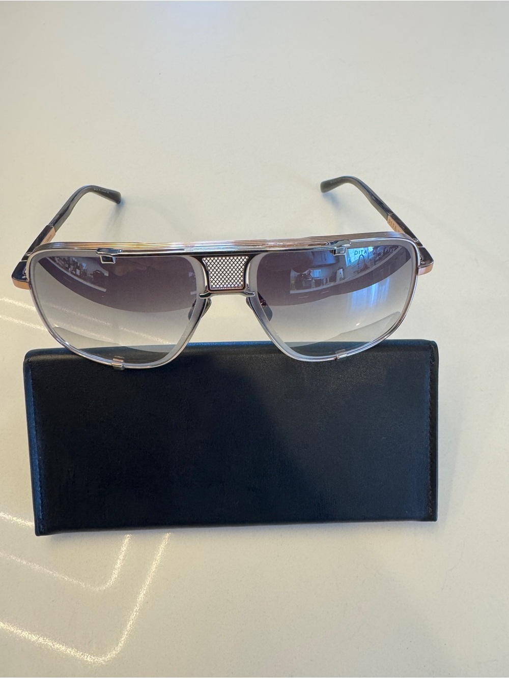 DITA MACH-FIVE White Gold - Blue Lenses